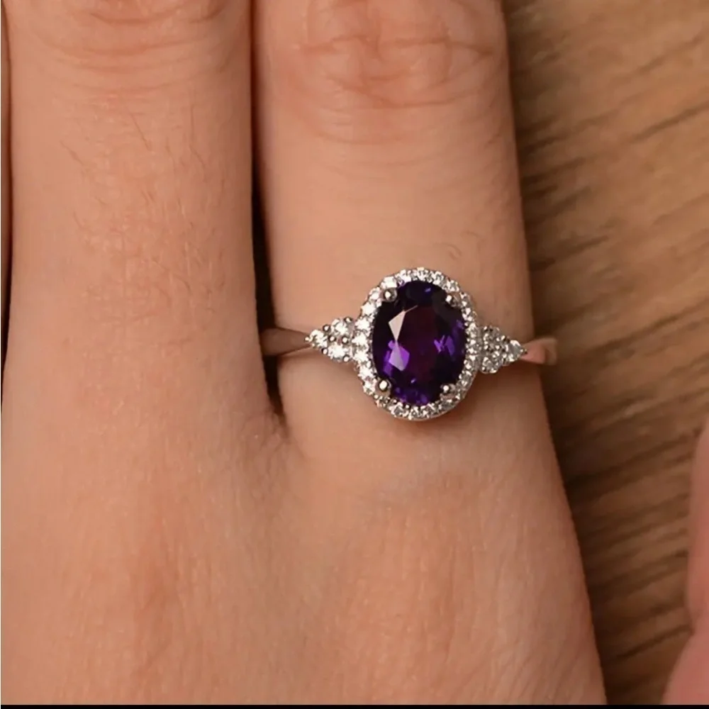 NWT Purple Oval Halo Ring with CZ Accents Silver Tone Simulated Amethyst Size 8